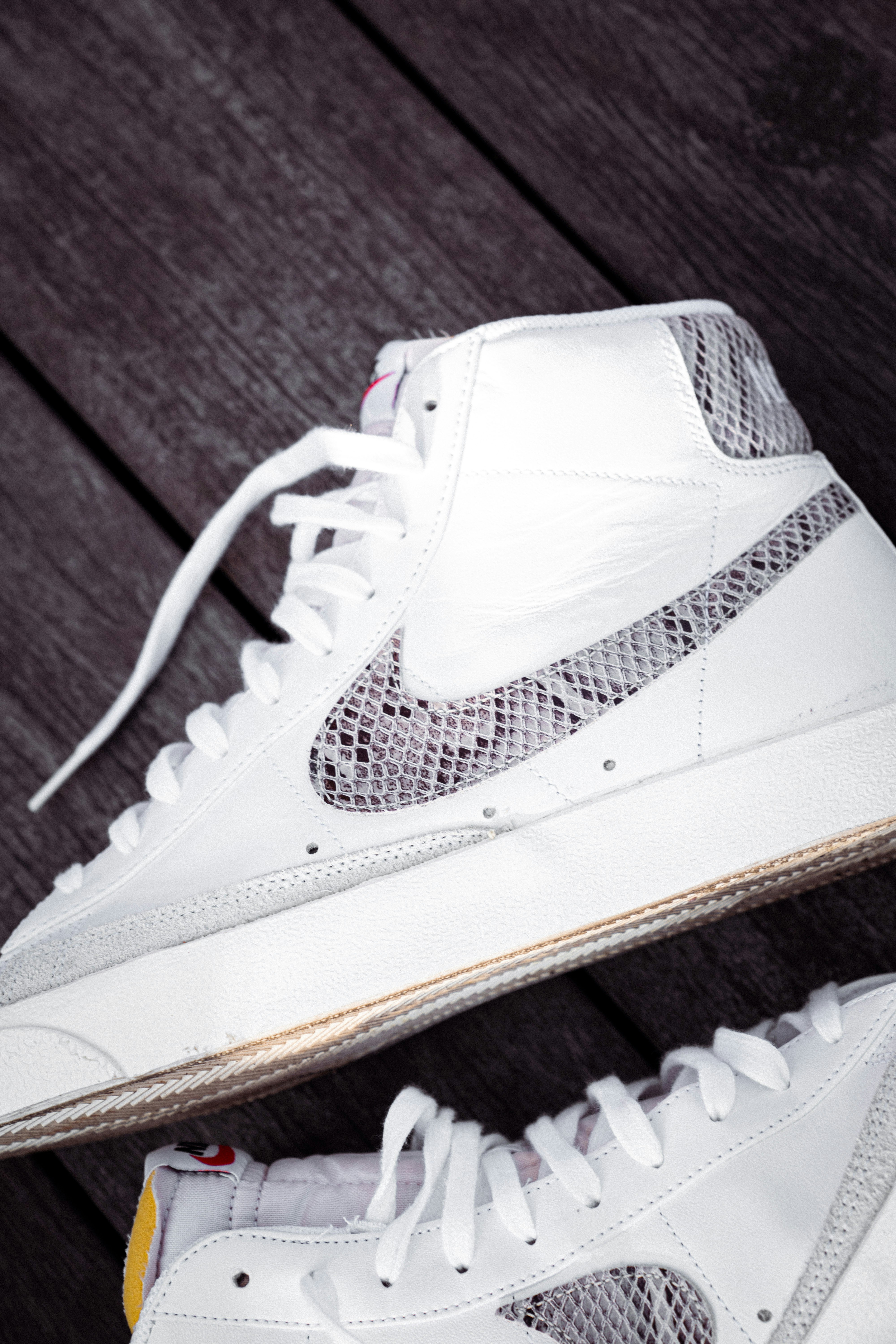 white and black nike air force 1 high